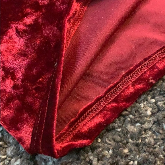 Velvet Red Slim fit Dress - Picture 6 of 7